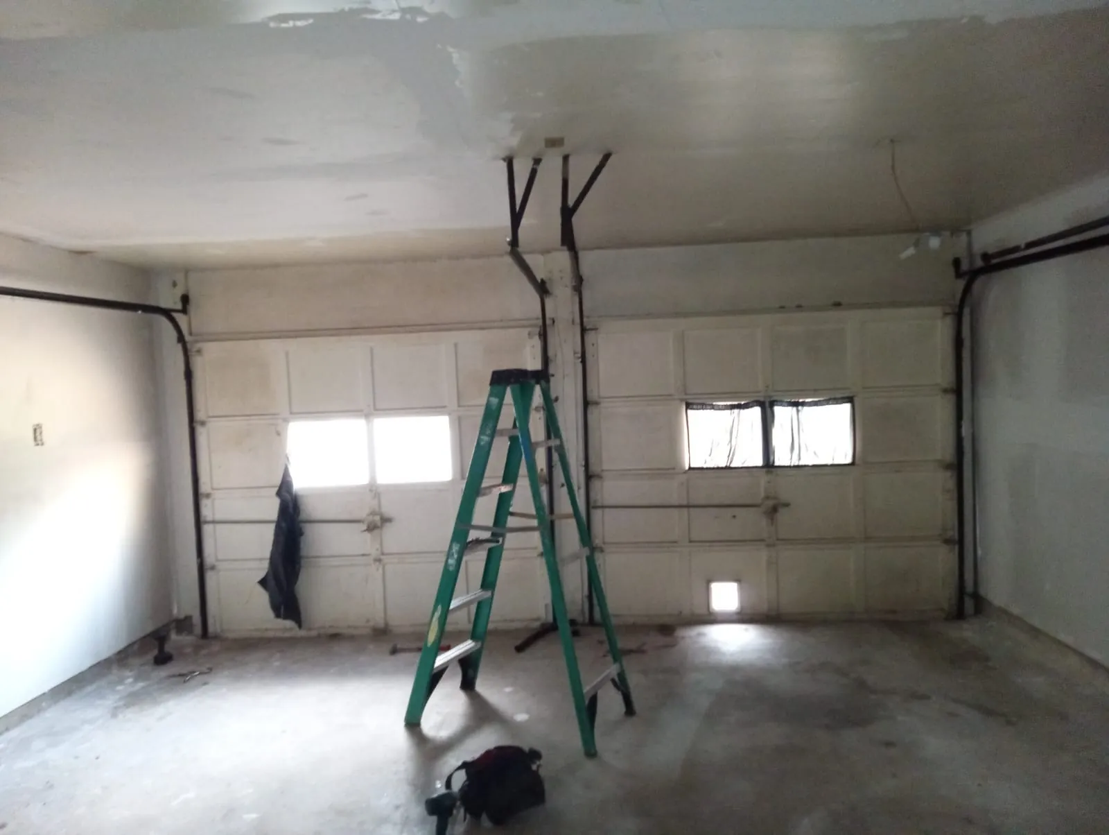 Garage Door Maintenance in League City, TX — Lemus Garage Door Services ((281) 906-4783)